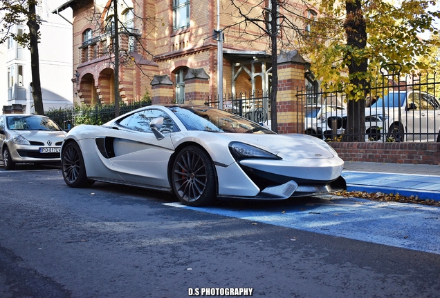 McLaren 570GT