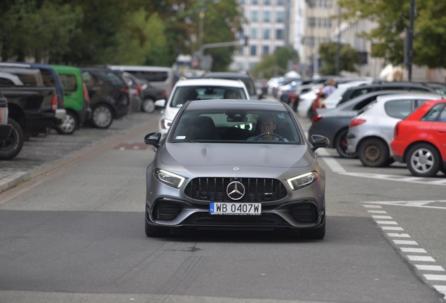 Mercedes-AMG A 45 S W177