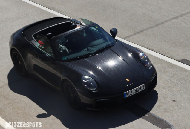 Porsche 992 Carrera 4S Cabriolet