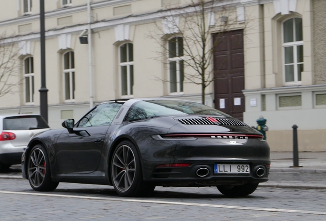 Porsche 992 Targa 4S