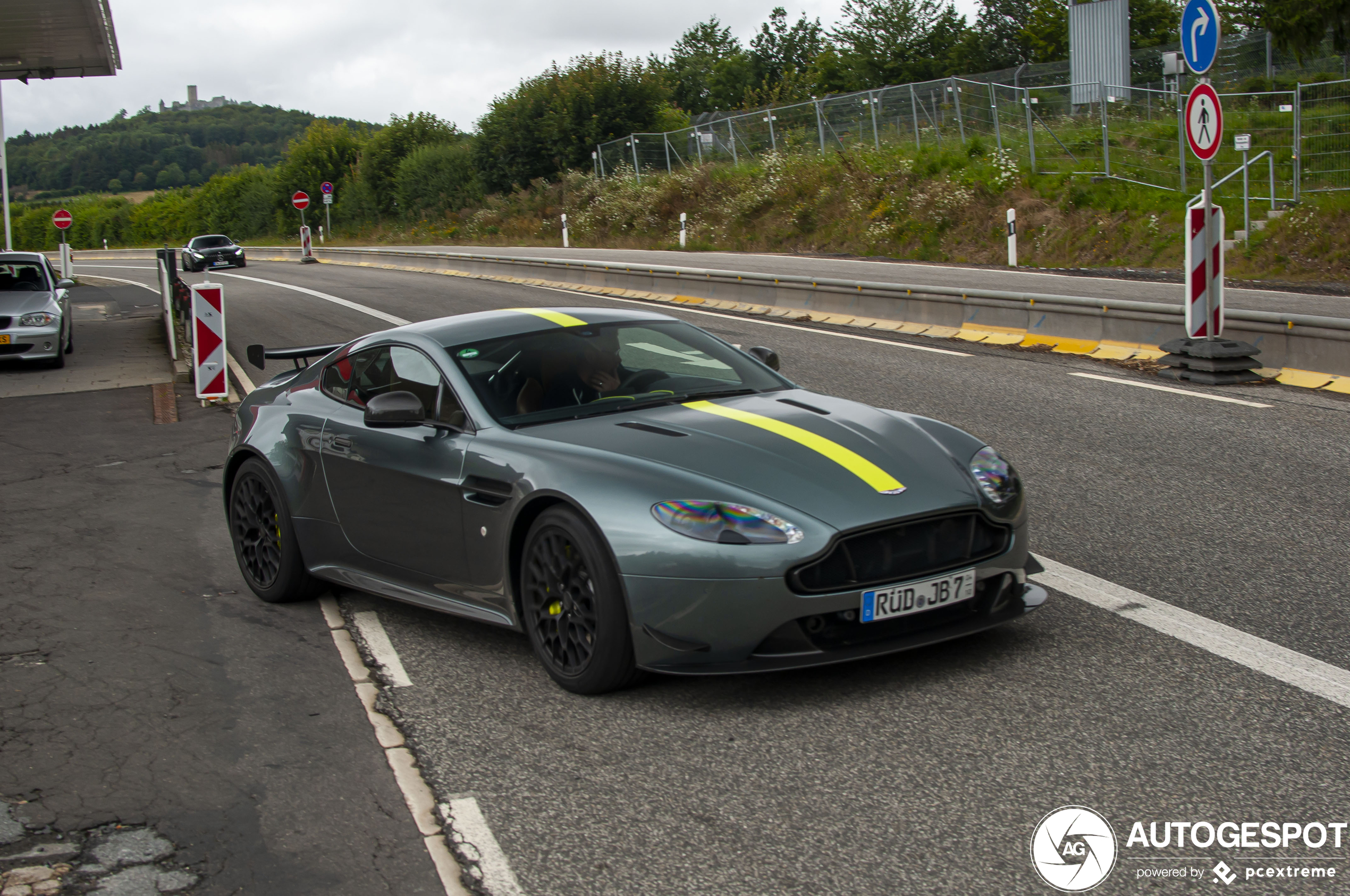 Aston Martin V8 Vantage AMR