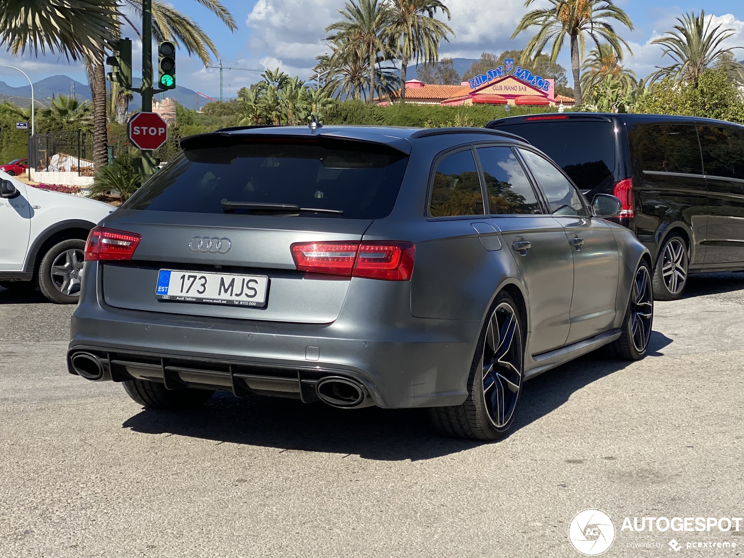 Audi RS6 Avant C7