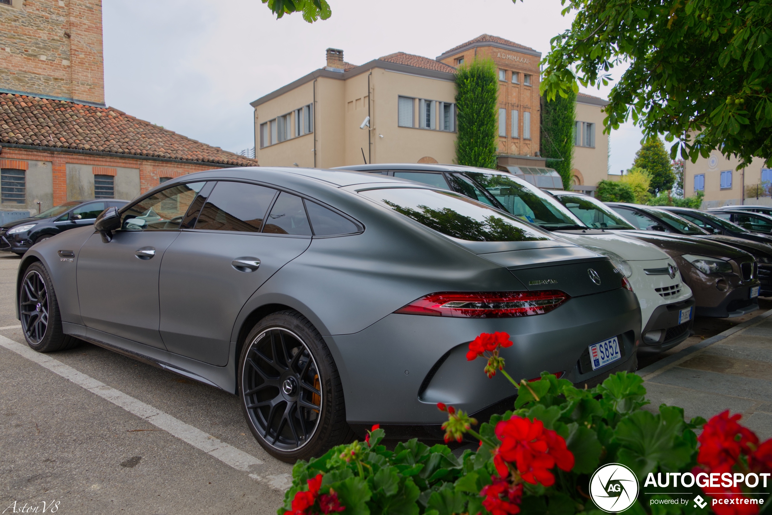 Mercedes-AMG GT 63 S X290