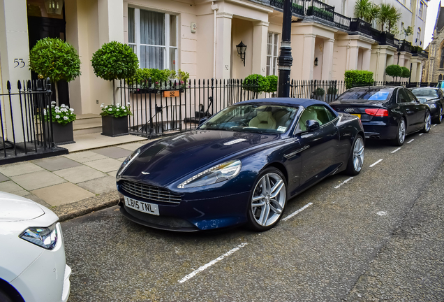 Aston Martin DB9 Volante 2013