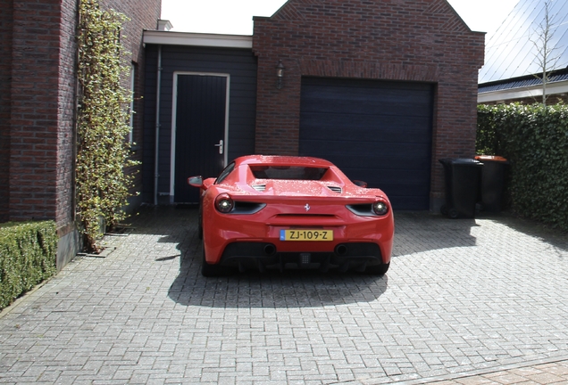 Ferrari 488 Spider