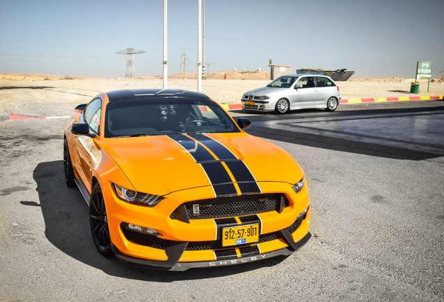 Ford Mustang Shelby GT350 2015