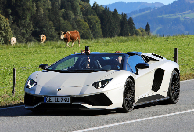 Lamborghini Aventador S LP740-4 Roadster