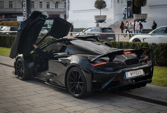 McLaren 765LT