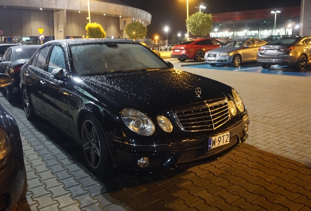 Mercedes-Benz E 63 AMG