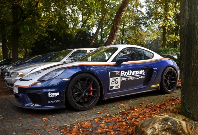 Porsche 718 Cayman GT4