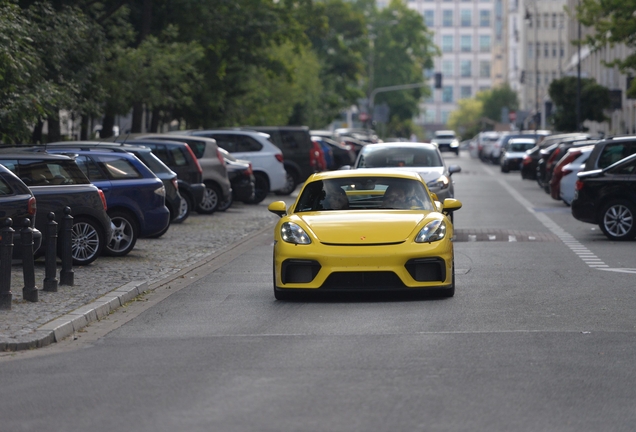 Porsche 718 Cayman GT4