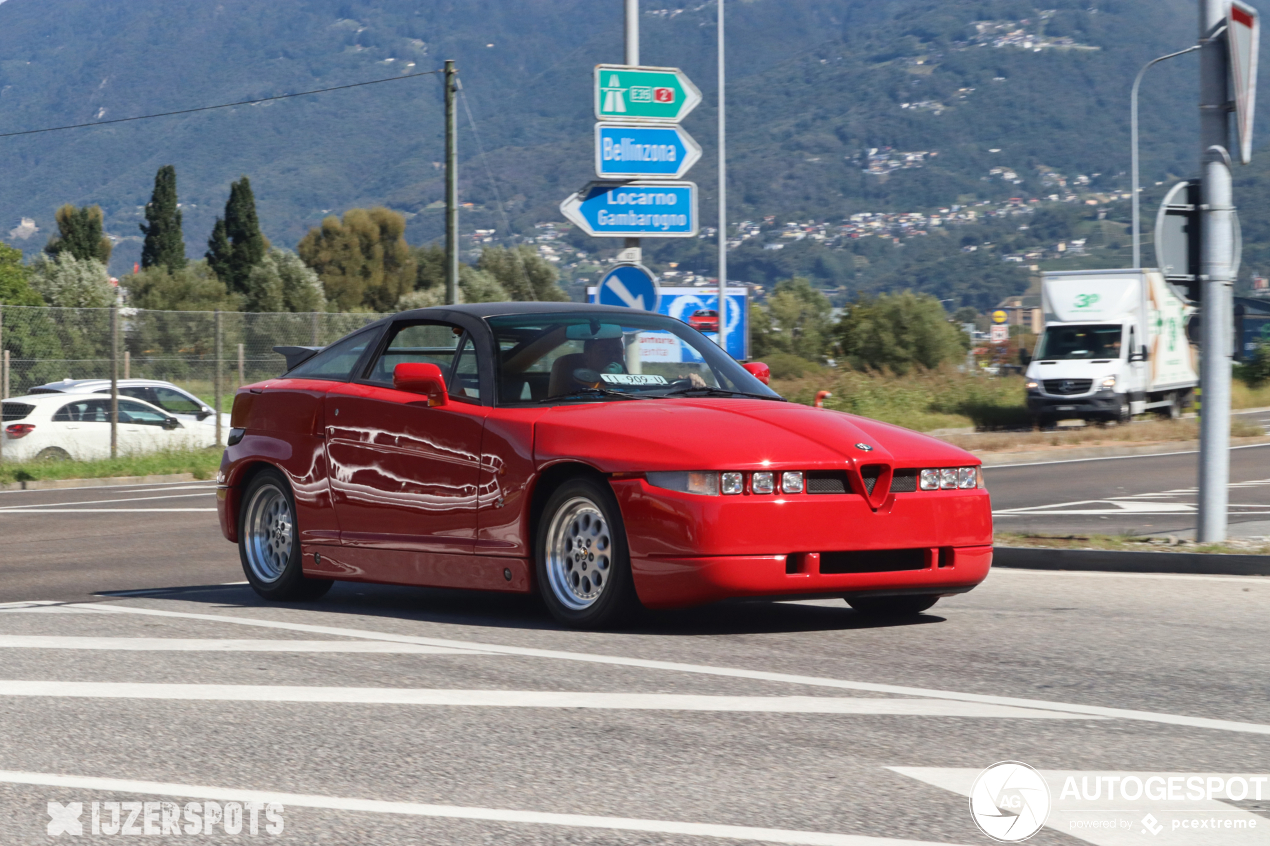 Alfa Romeo SZ