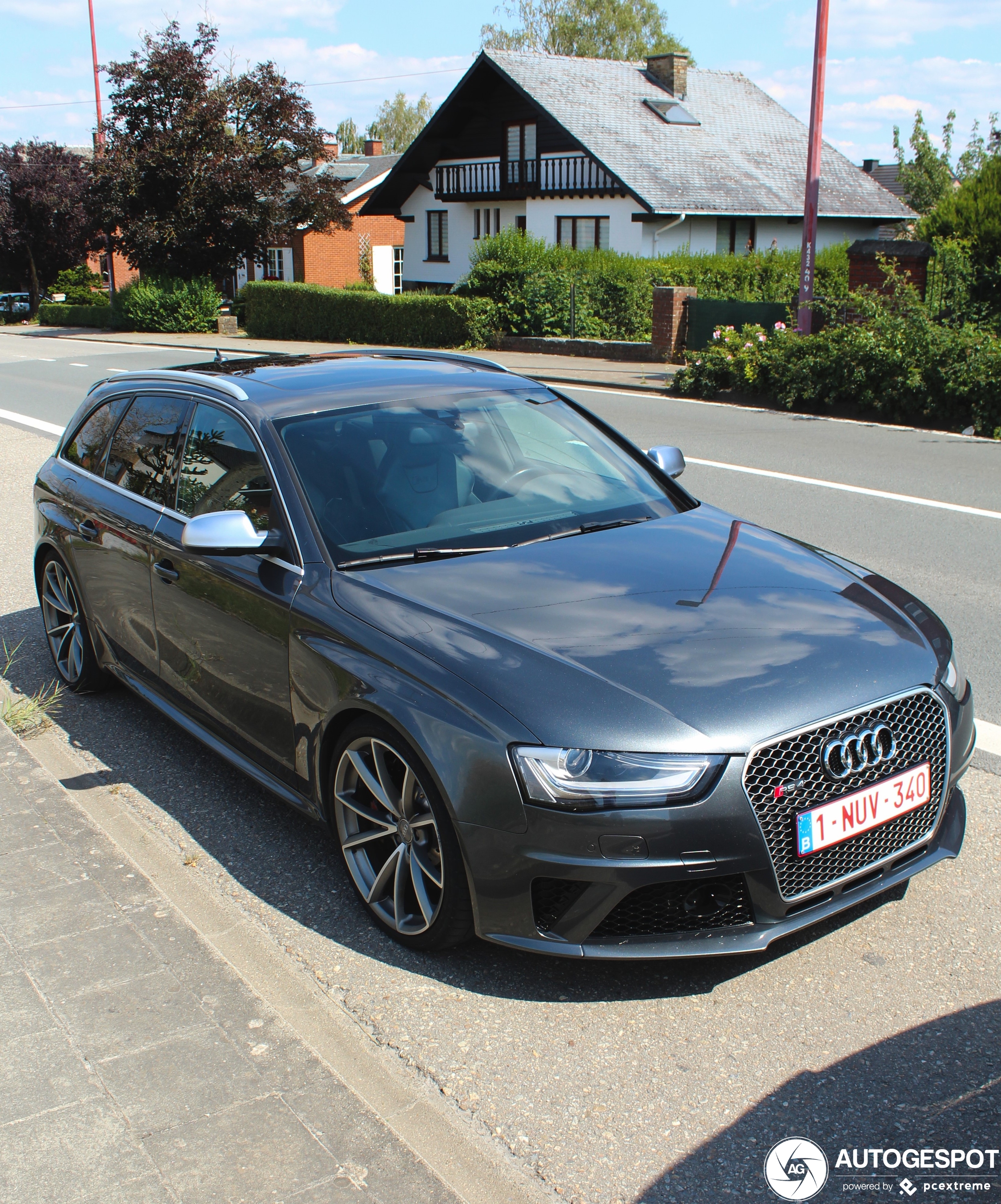 Audi RS4 Avant B8