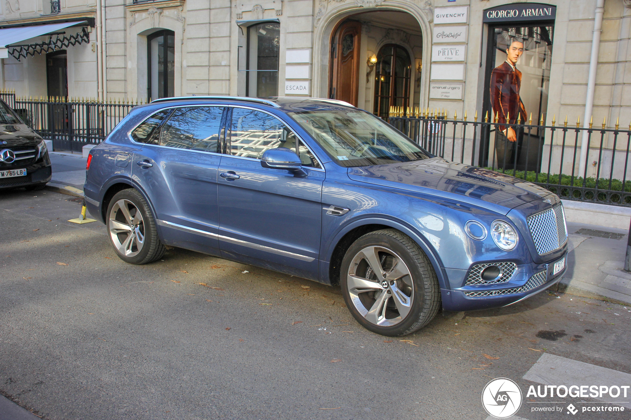 Bentley Bentayga V8