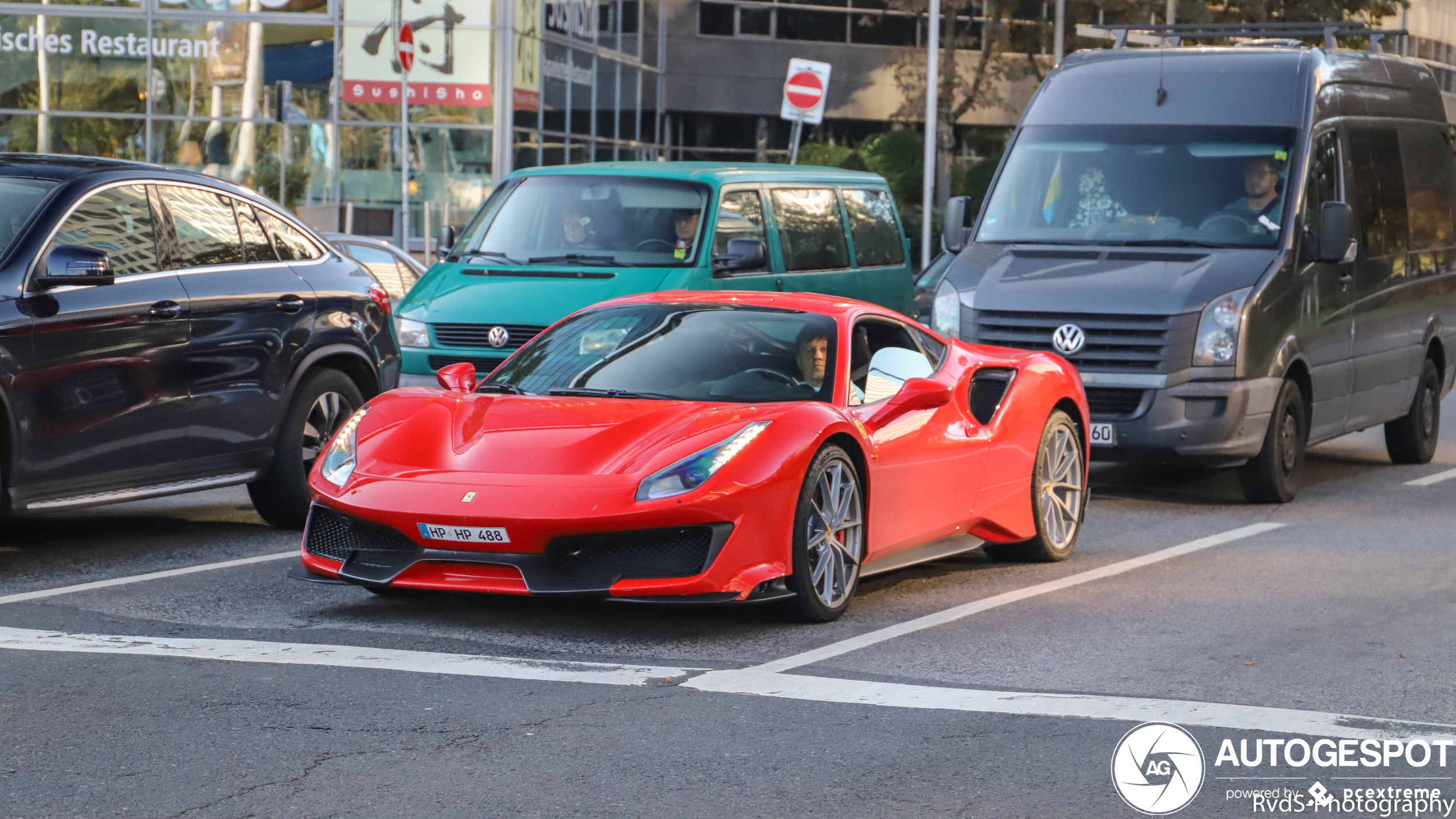 Ferrari 488 Pista