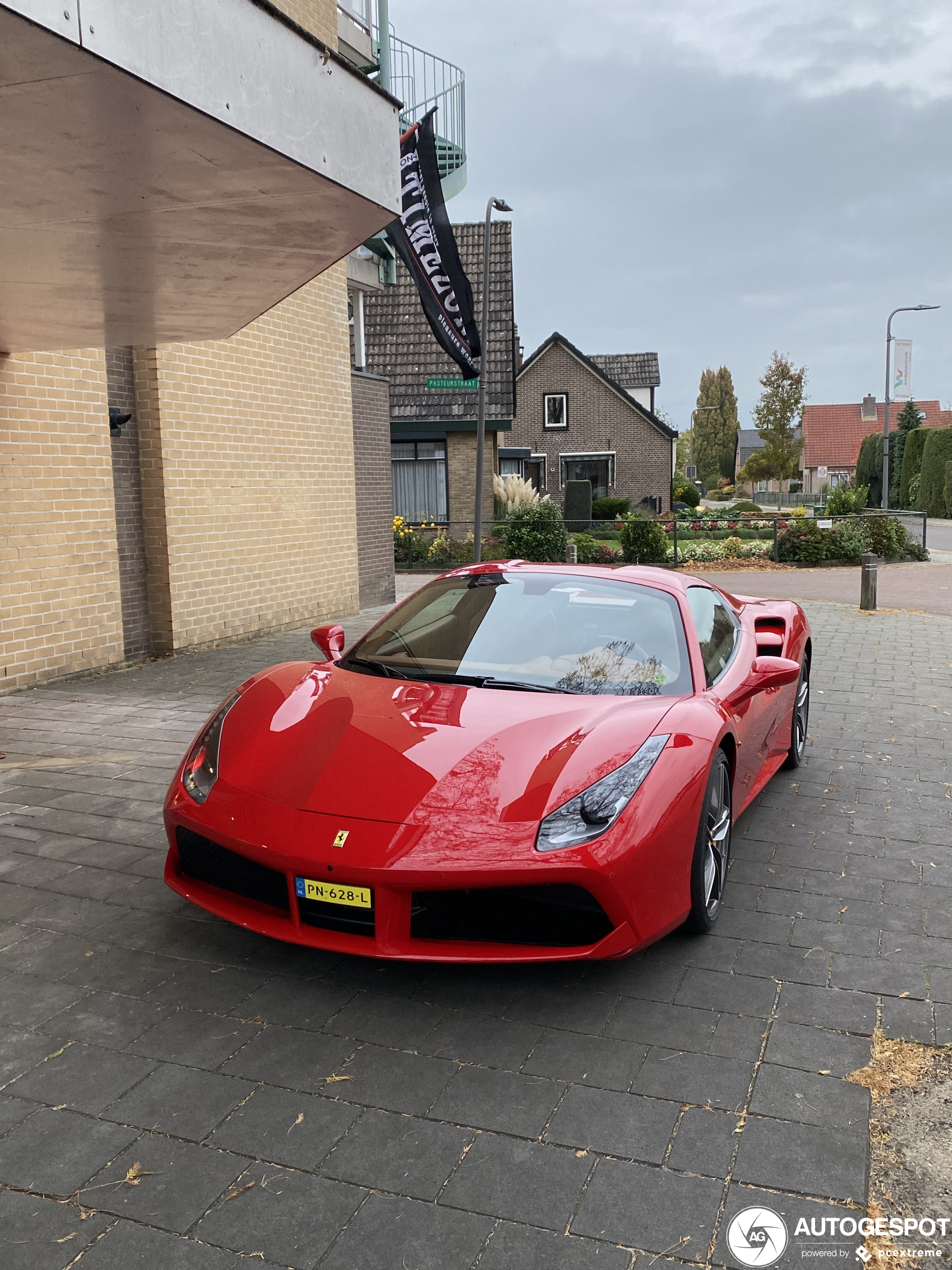 Ferrari 488 Spider