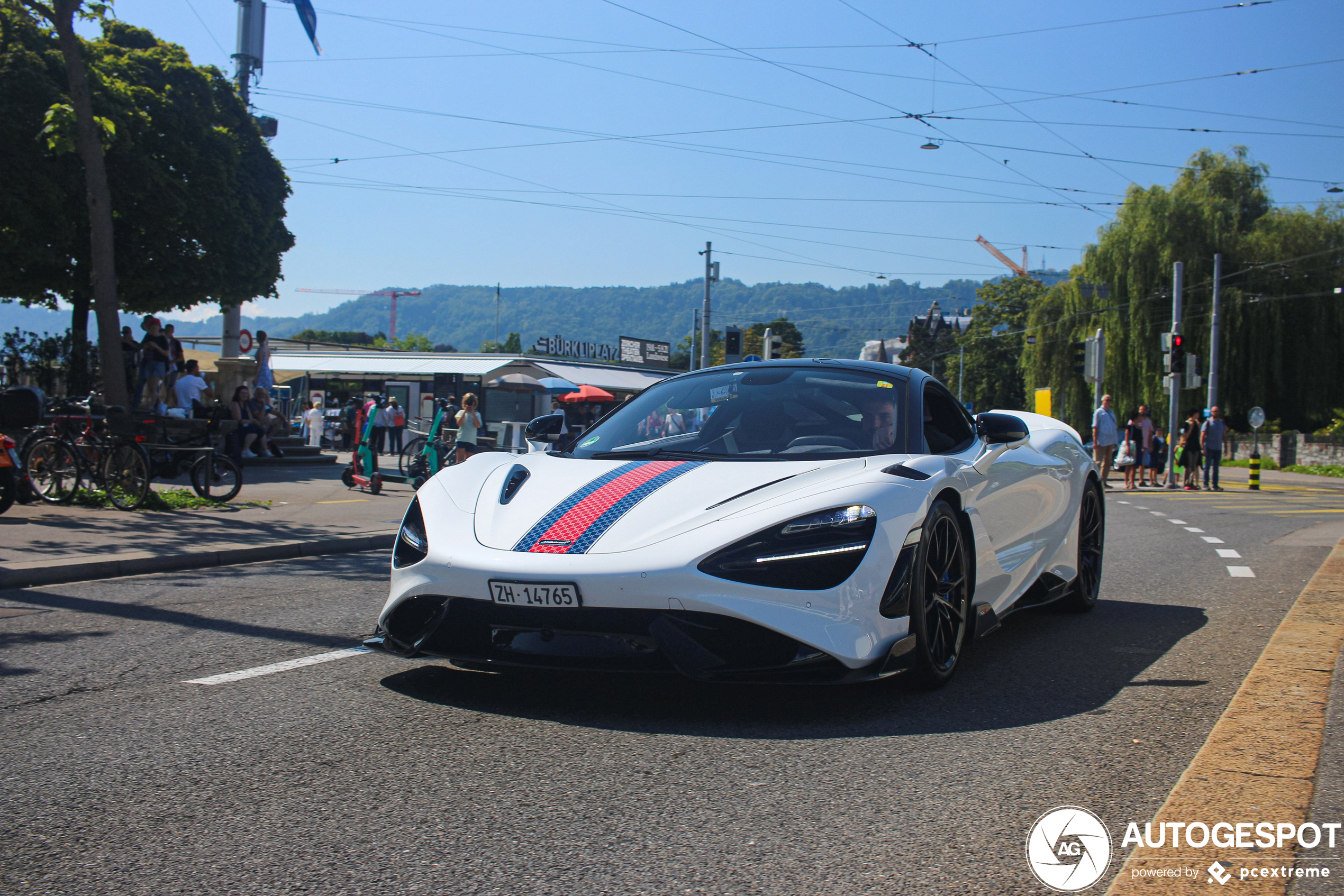 McLaren 765LT