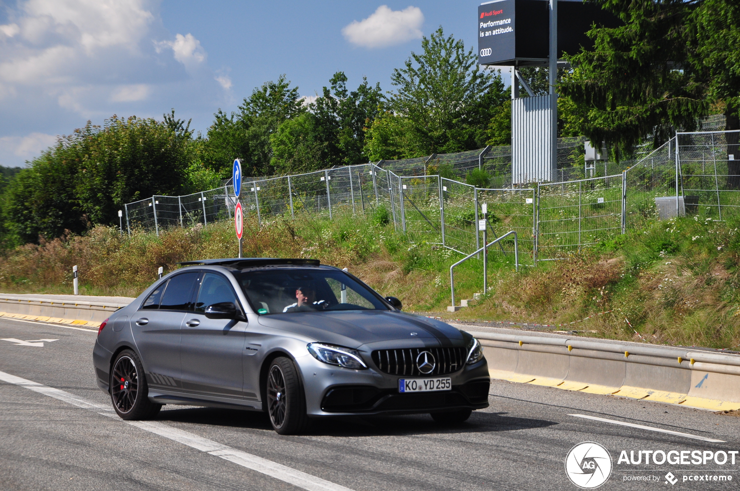 Mercedes-AMG C 63 S W205