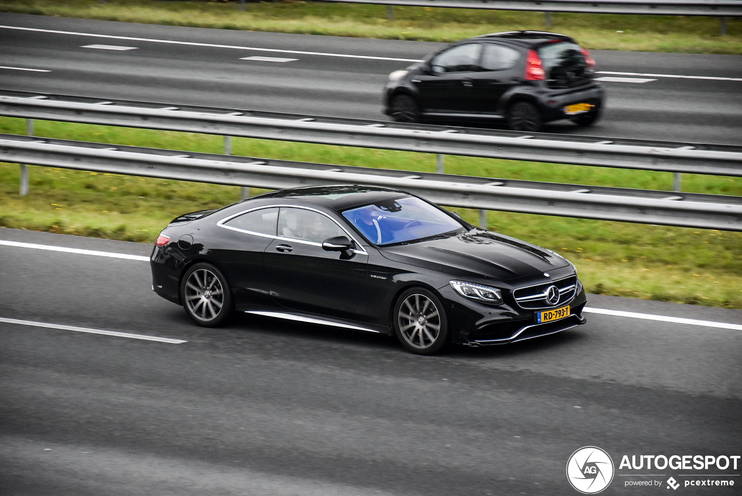 Mercedes-AMG S 63 Coupé C217