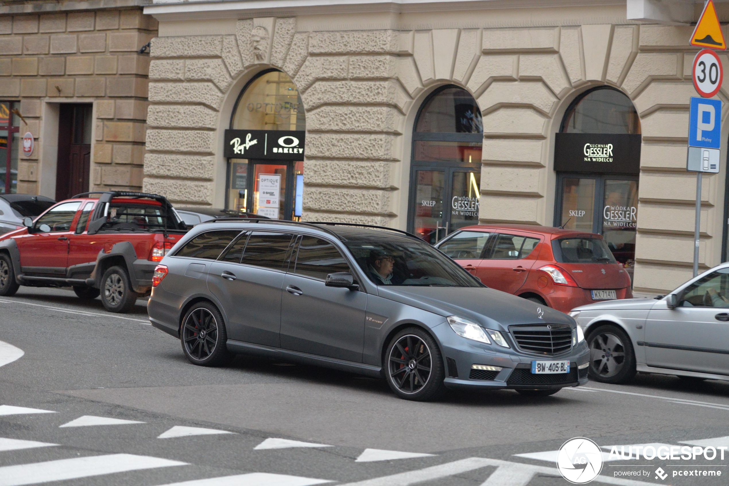 Mercedes-Benz E 63 AMG S212 V8 Biturbo