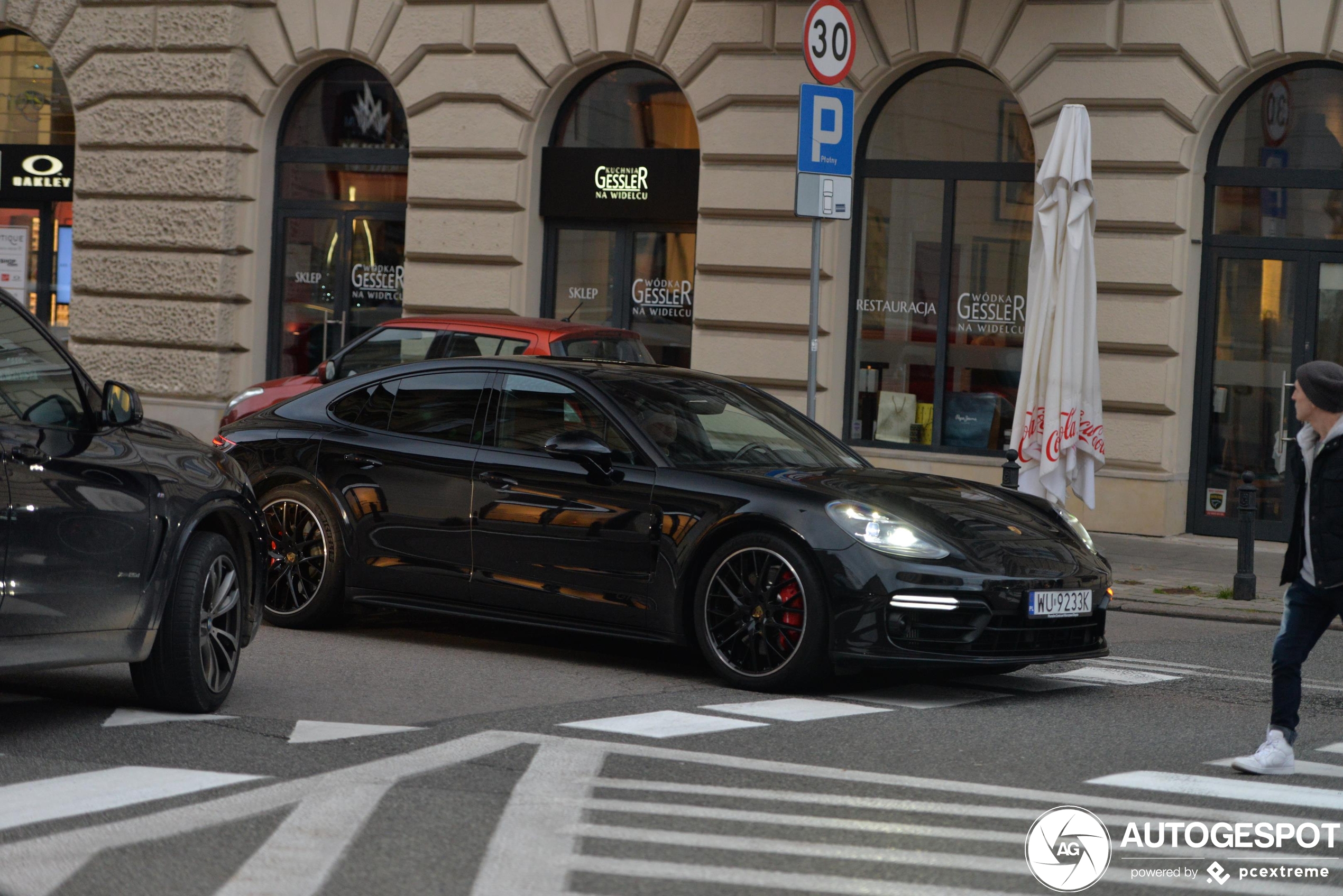 Porsche 971 Panamera GTS MkI