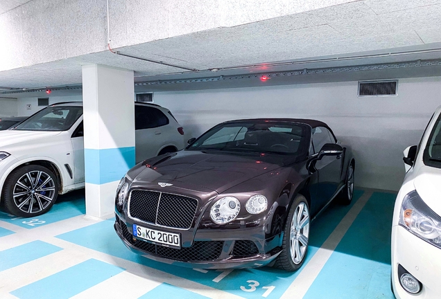 Bentley Continental GTC 2012