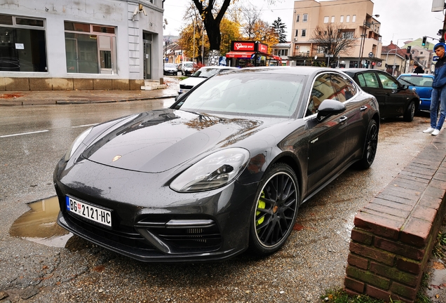 Porsche 971 Panamera Turbo S E-Hybrid