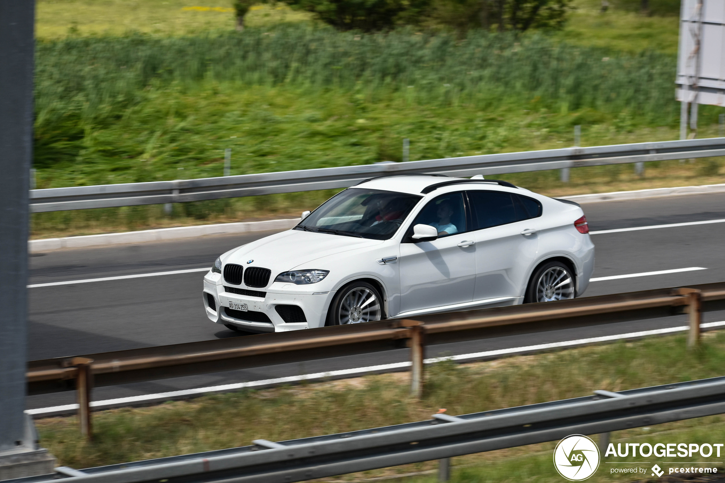 BMW X6 M E71