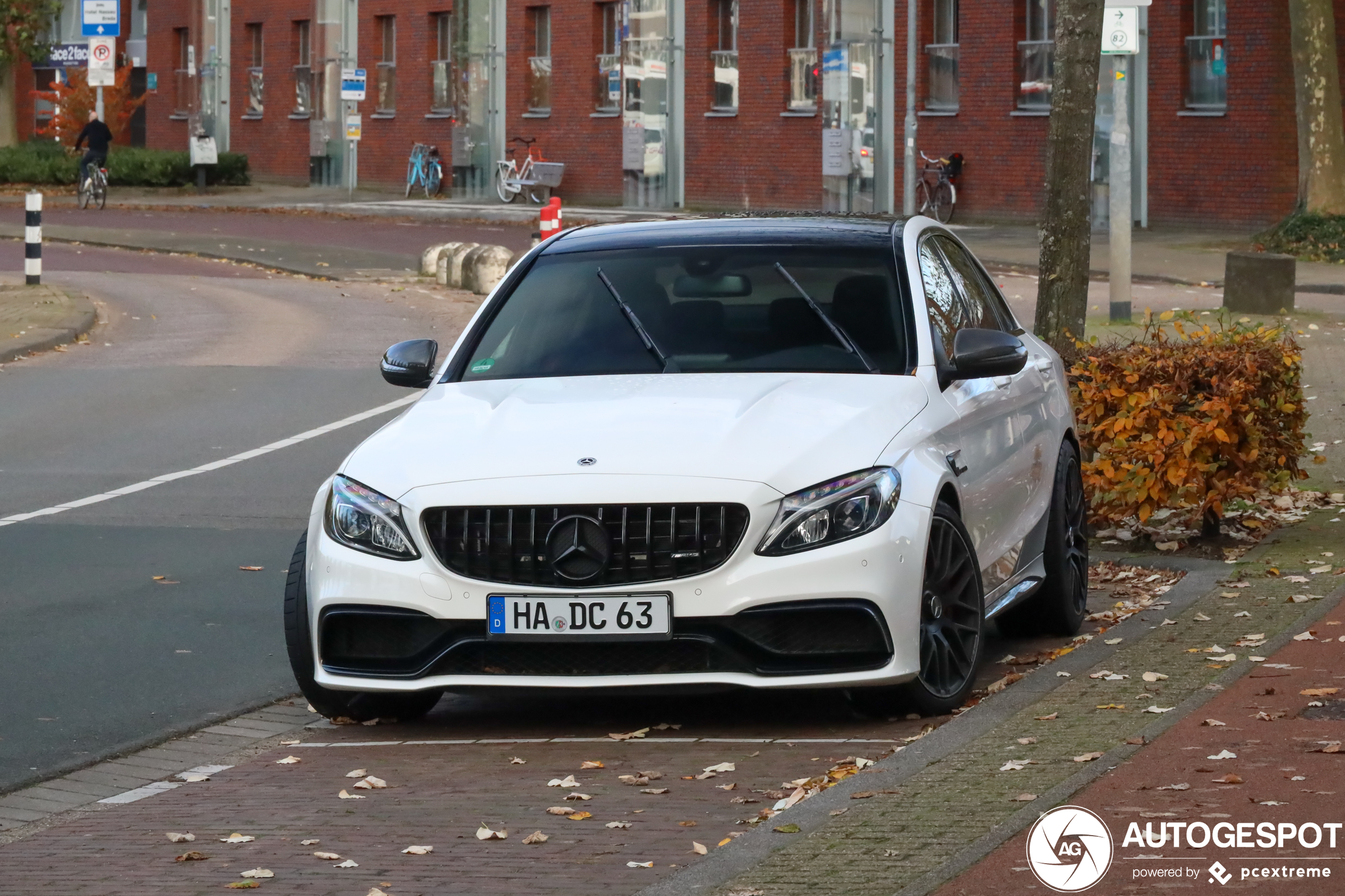 Mercedes-AMG C 63 S W205