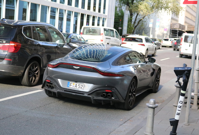 Aston Martin V8 Vantage 2018