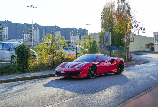 Ferrari 488 Pista