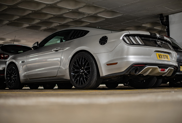 Ford Mustang GT 2015