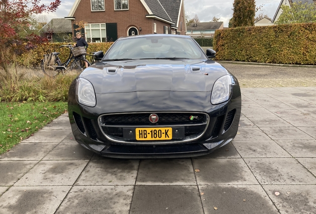 Jaguar F-TYPE R AWD Coupé