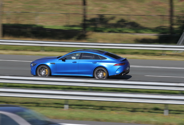 Mercedes-AMG GT 63 S X290