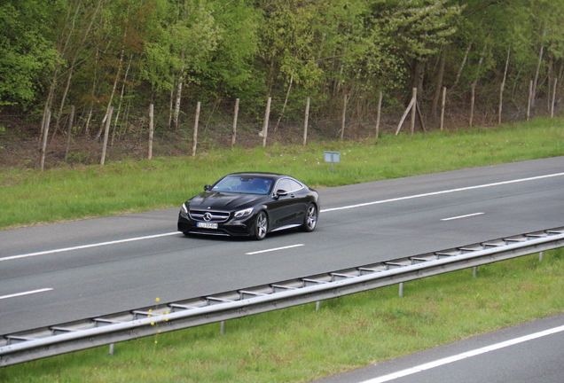 Mercedes-Benz S 63 AMG Coupé C217