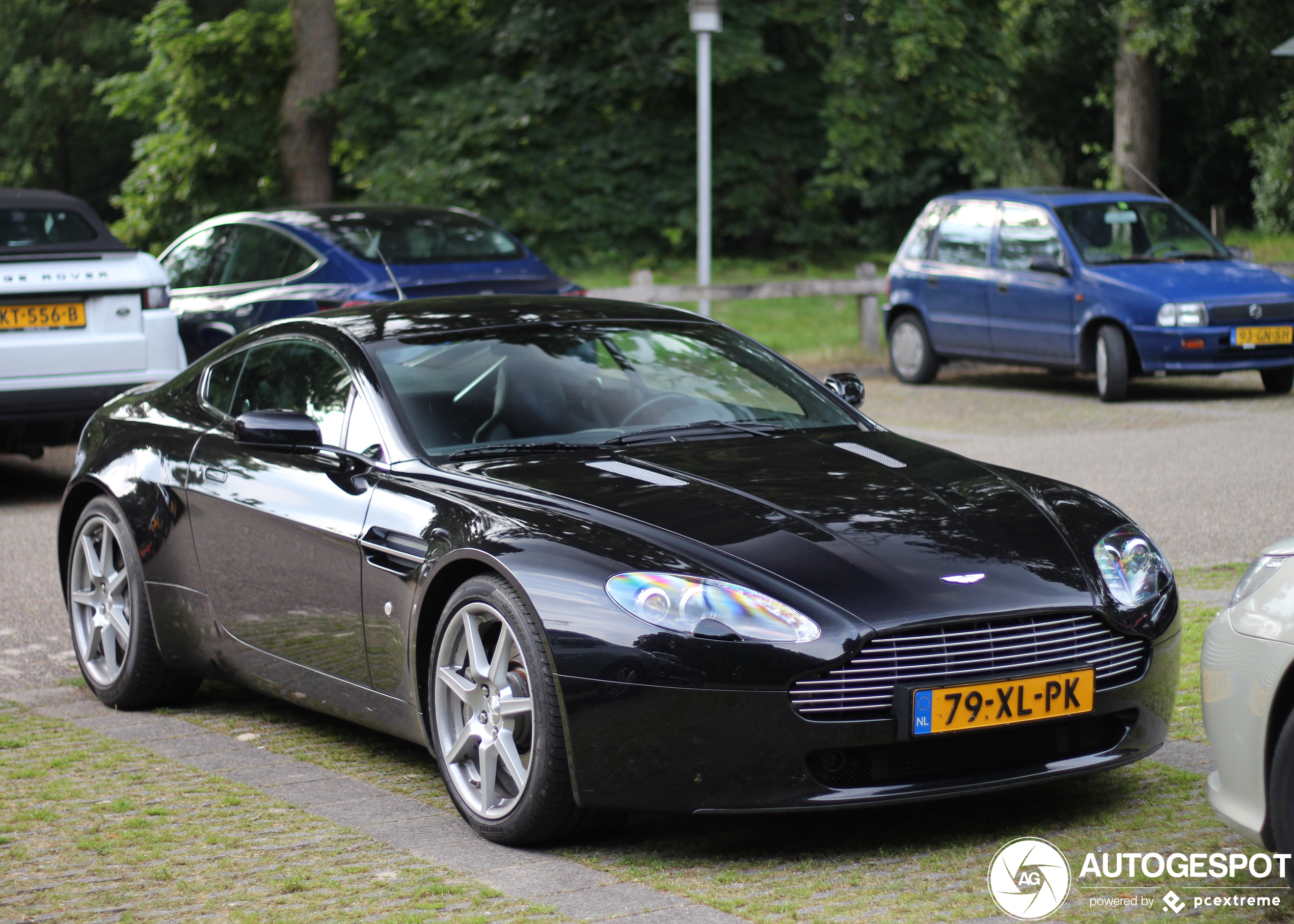 Aston Martin V8 Vantage