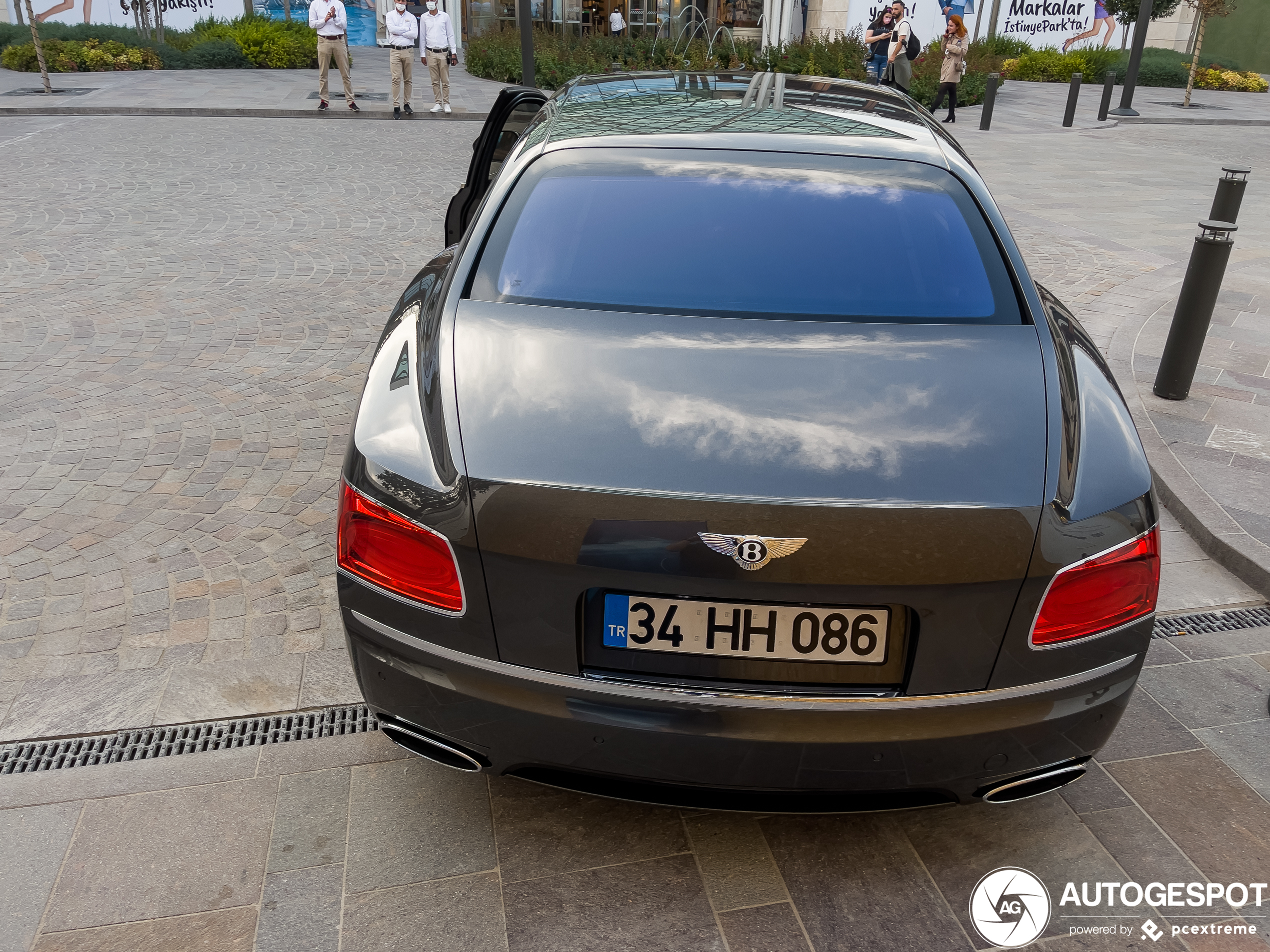 Bentley Flying Spur W12