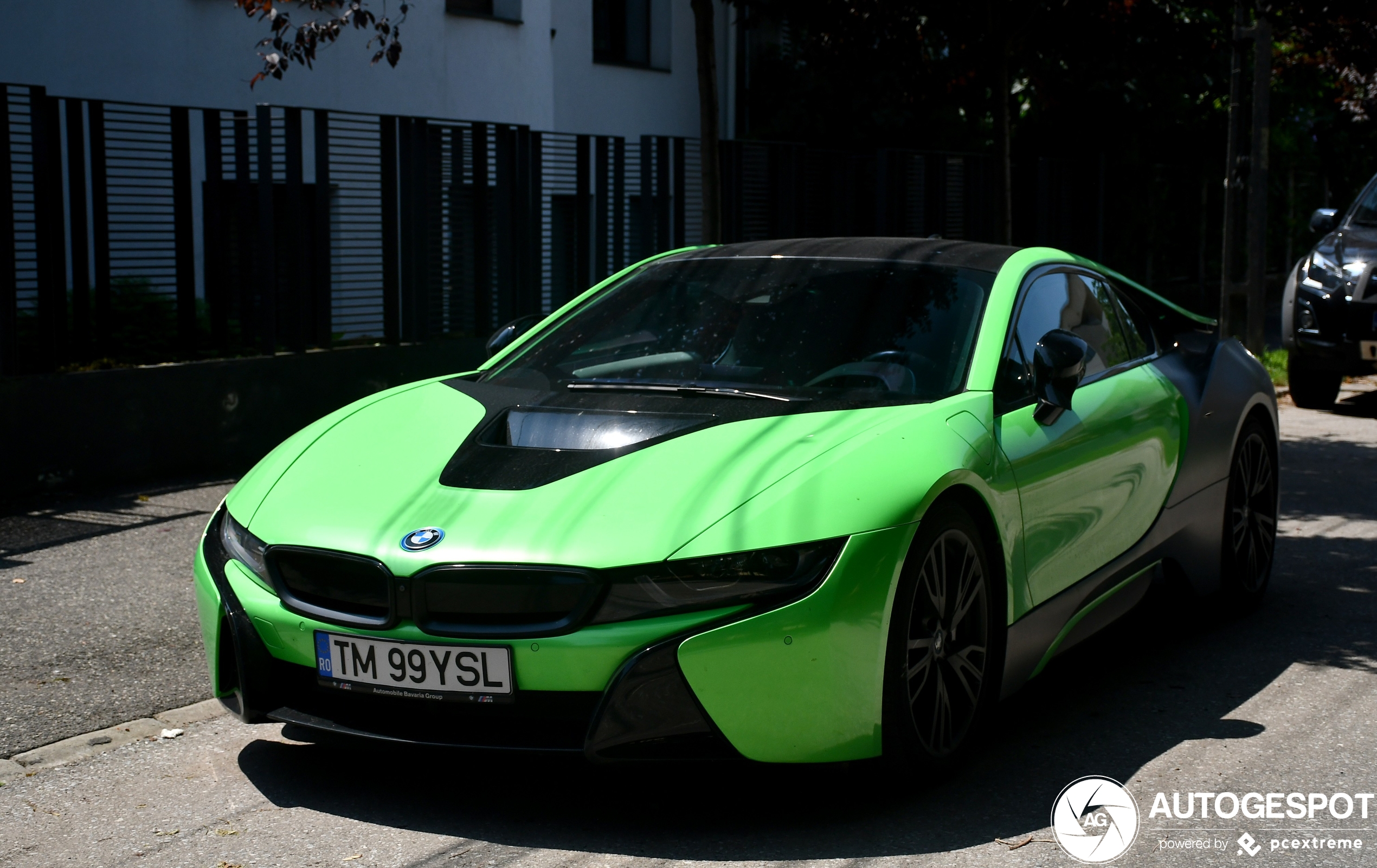 BMW i8