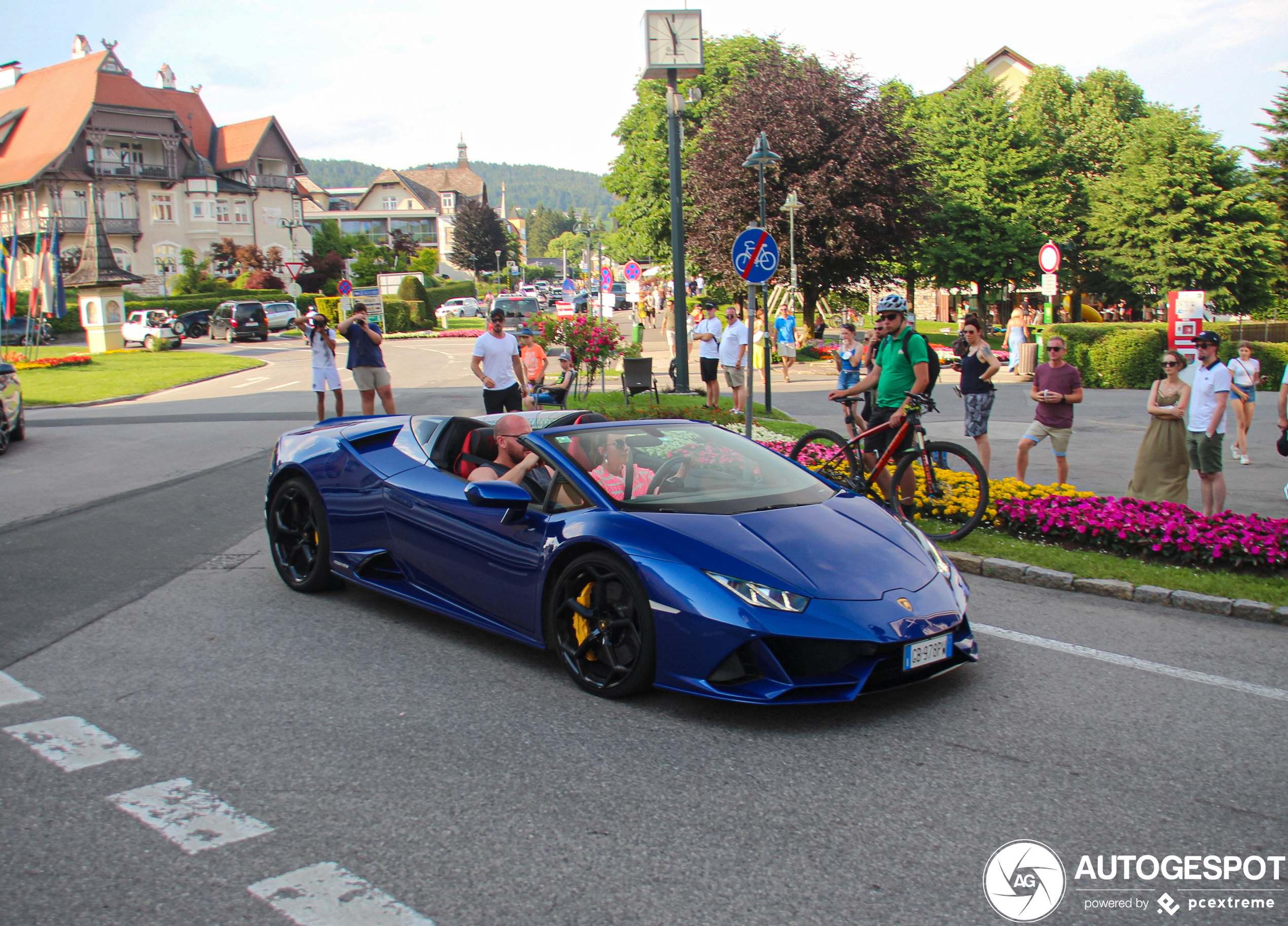 Lamborghini Huracán LP640-4 EVO Spyder