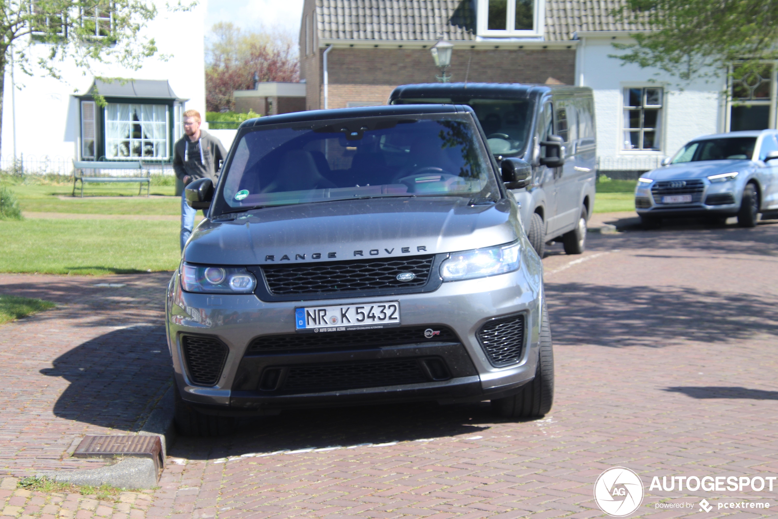 Land Rover Range Rover Sport SVR