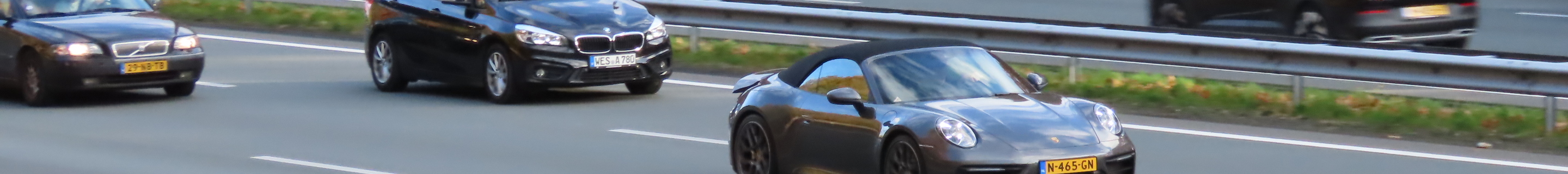 Porsche 992 Carrera 4S Cabriolet