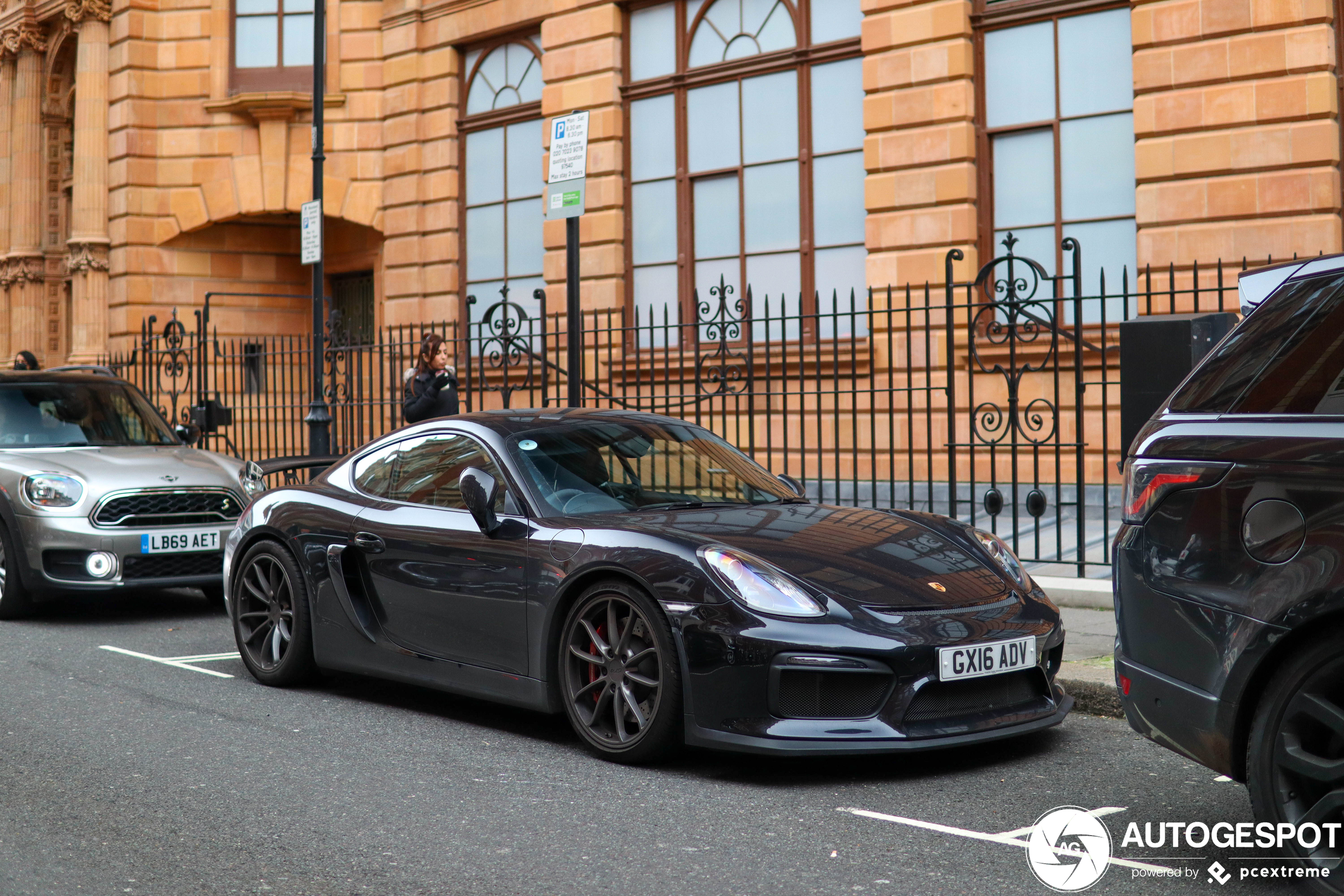 Porsche 981 Cayman GT4