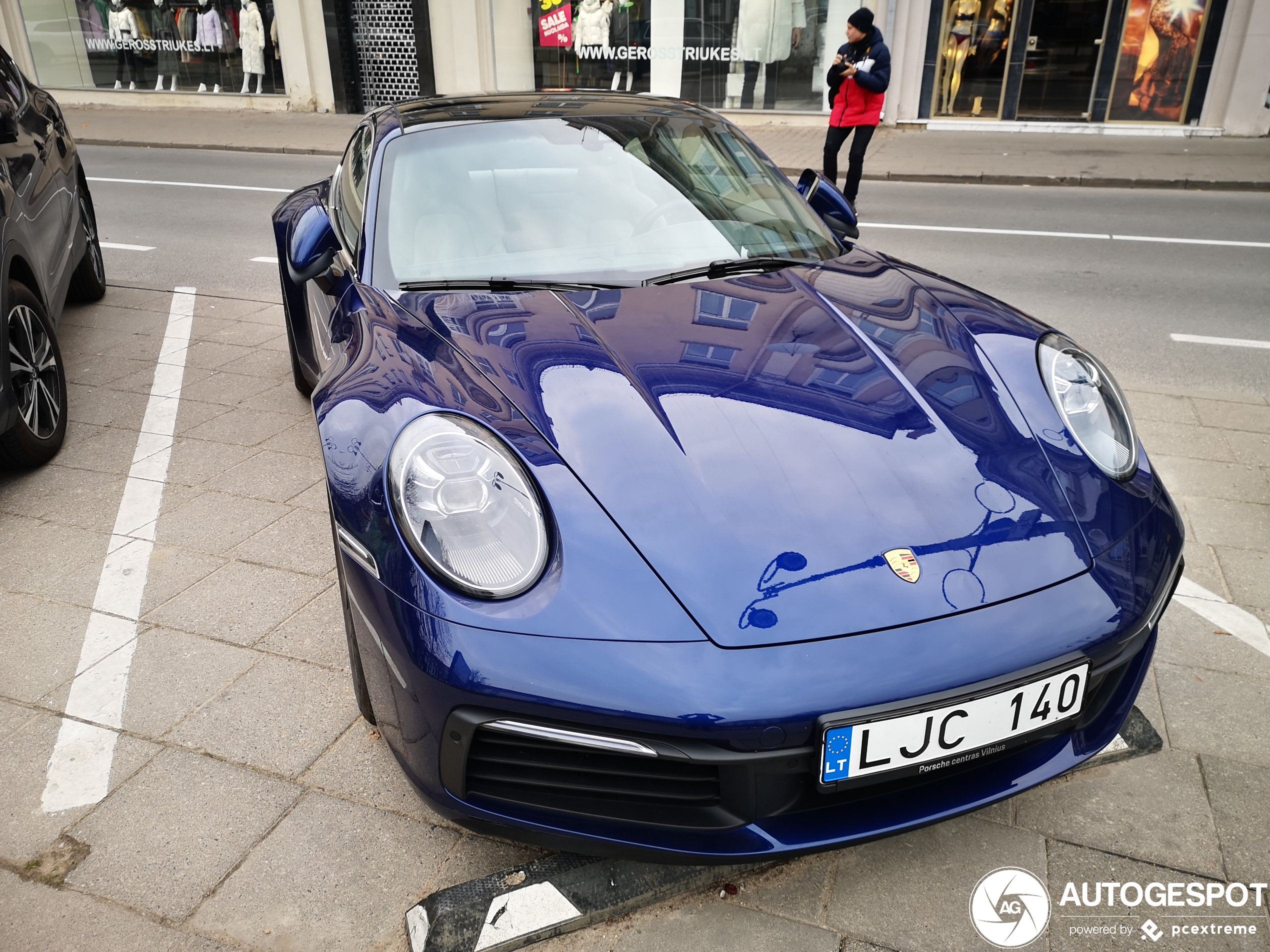 Porsche 992 Carrera 4S