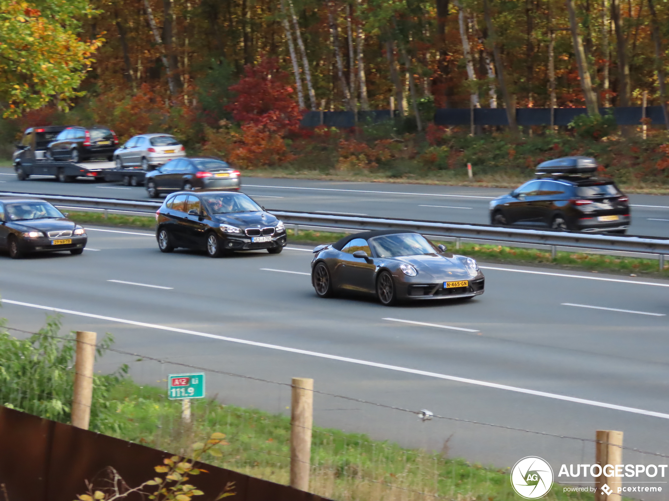 Porsche 992 Carrera 4S Cabriolet