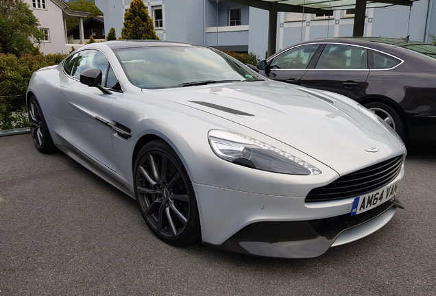 Aston Martin Vanquish 2013