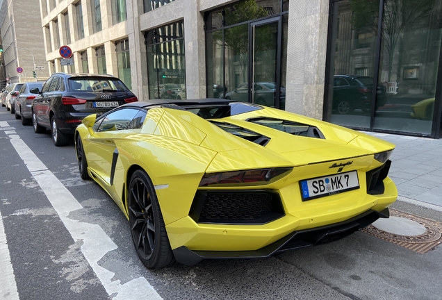 Lamborghini Aventador LP700-4 Roadster