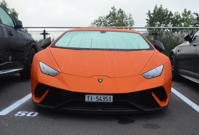 Lamborghini Huracán LP640-4 Performante