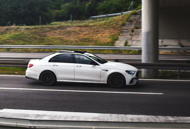 Mercedes-AMG E 63 S W213 2021