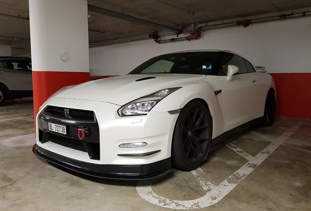 Nissan GT-R 2014