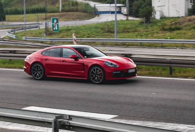 Porsche 971 Panamera GTS MkI